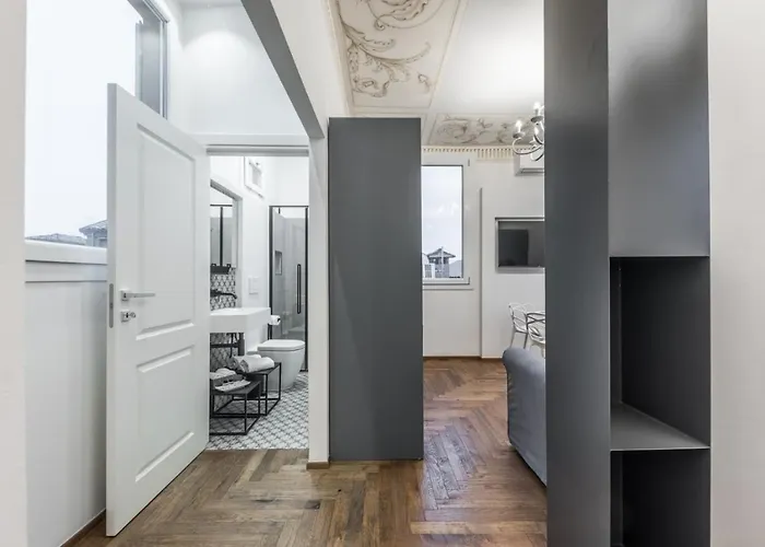 L'altana Di Emilia * 摩德纳